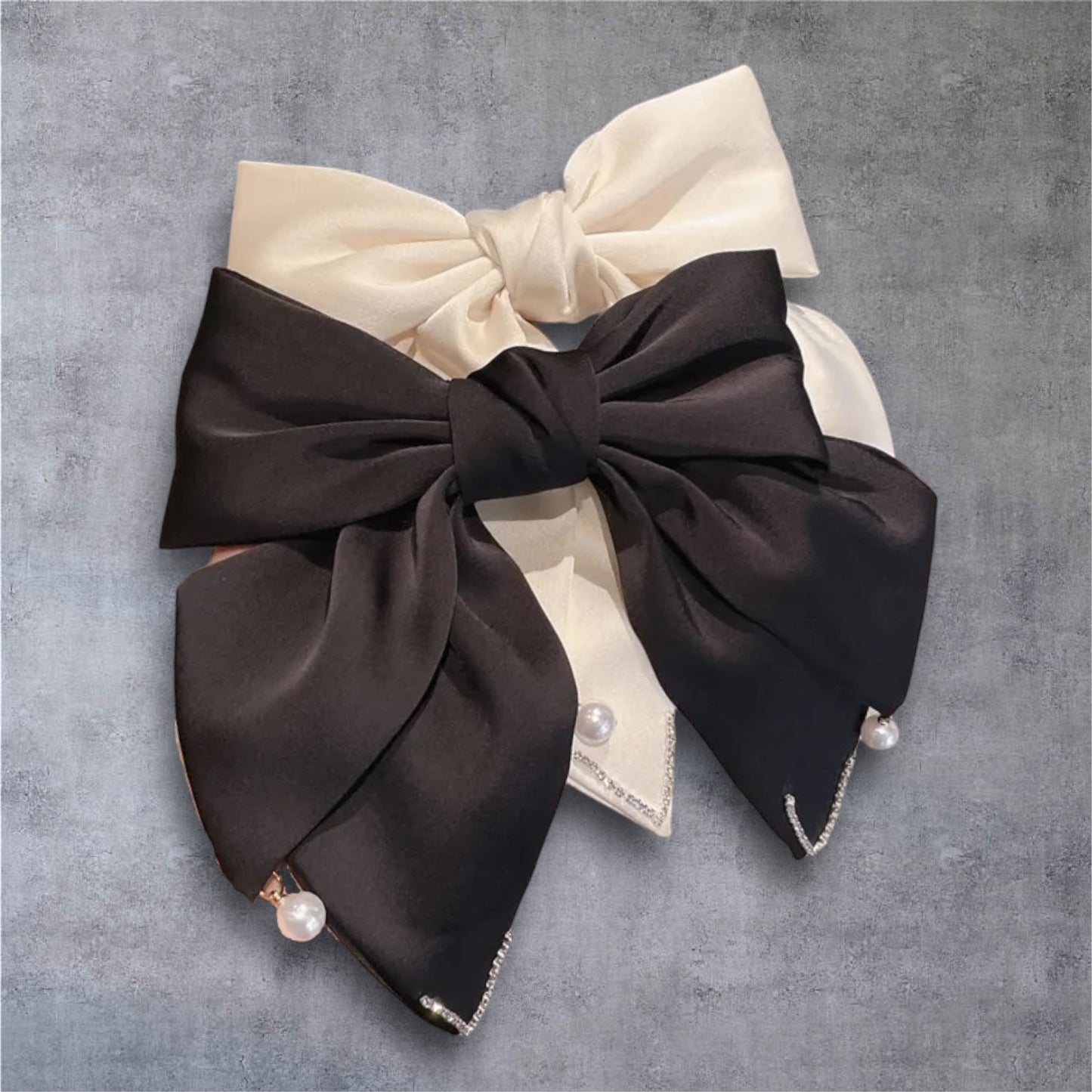 Sweet Pearls Bow Rhinestones Hair Clip