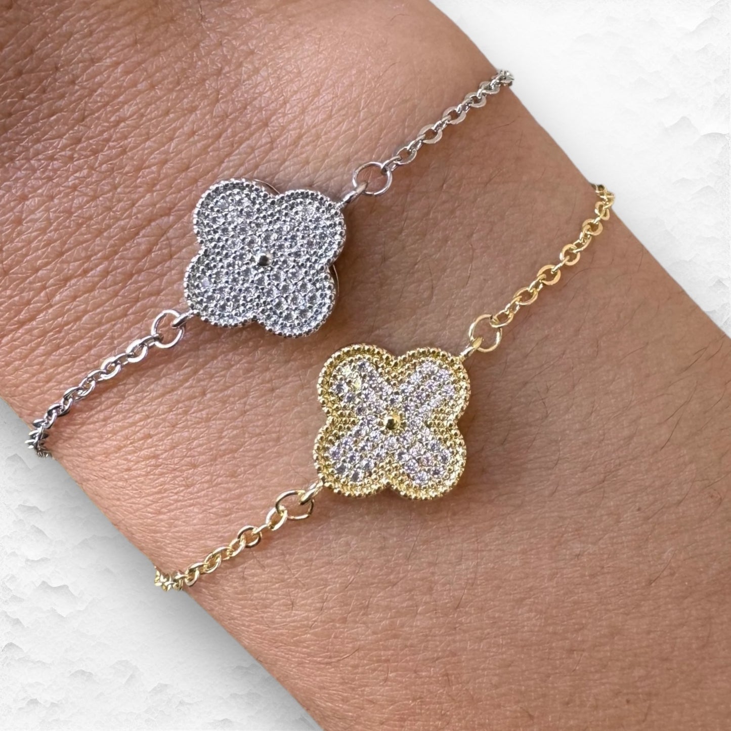 Full Zirconium Clover Bracelet