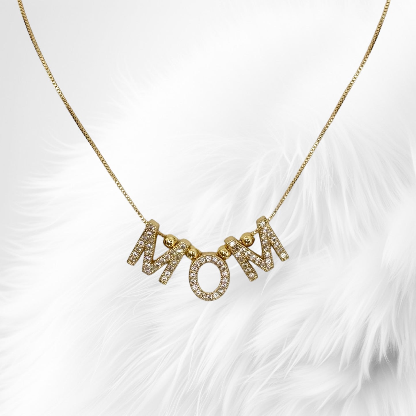 Mom Zirconium Necklace